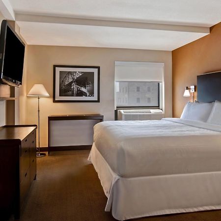Four Points By Sheraton Peoria Exterior photo