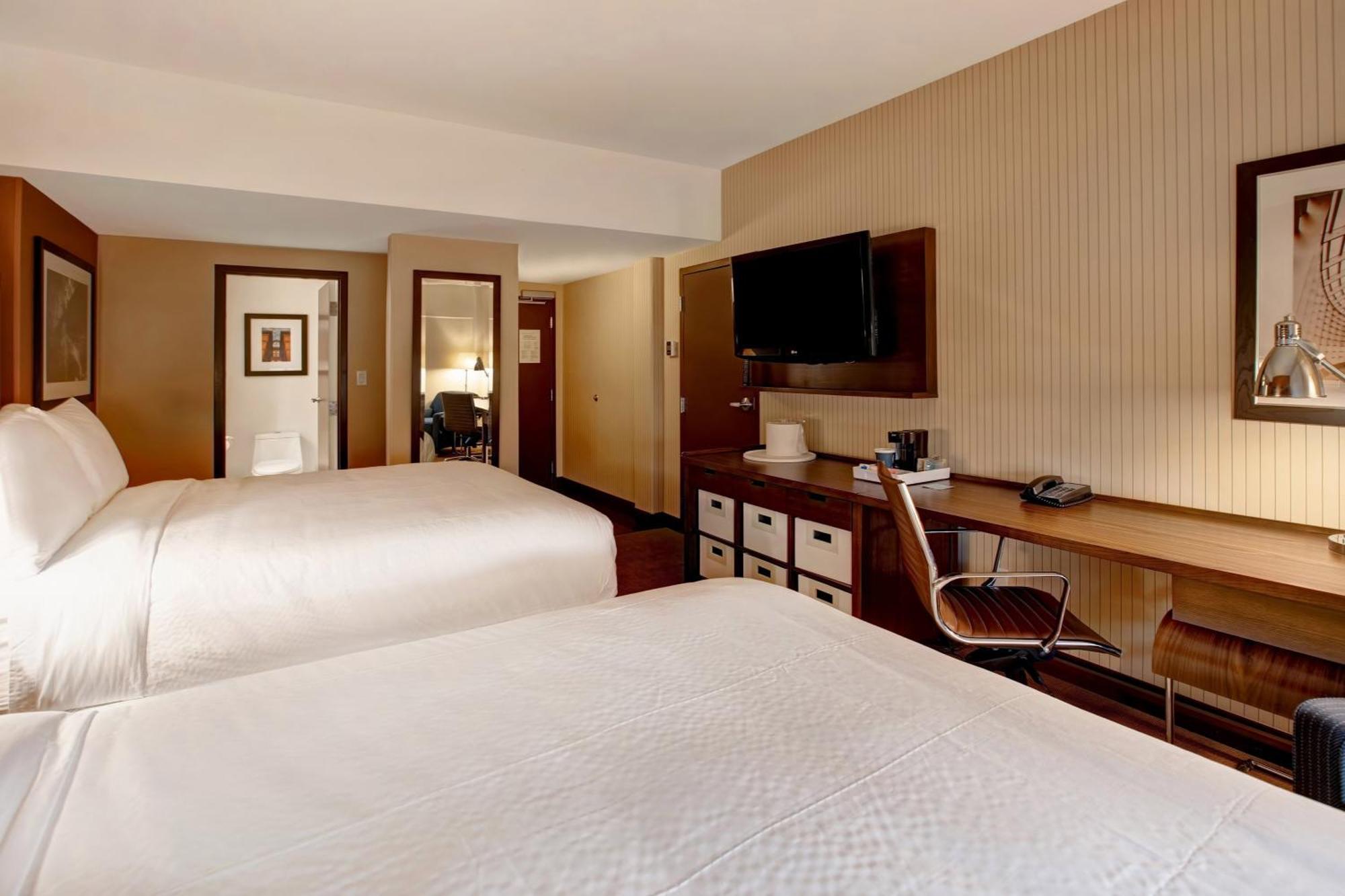 Four Points By Sheraton Peoria Exterior photo