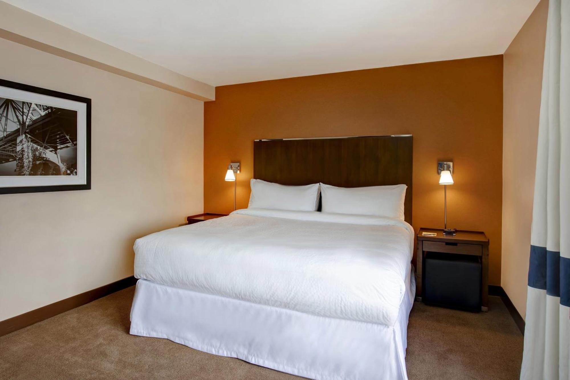 Four Points By Sheraton Peoria Exterior photo
